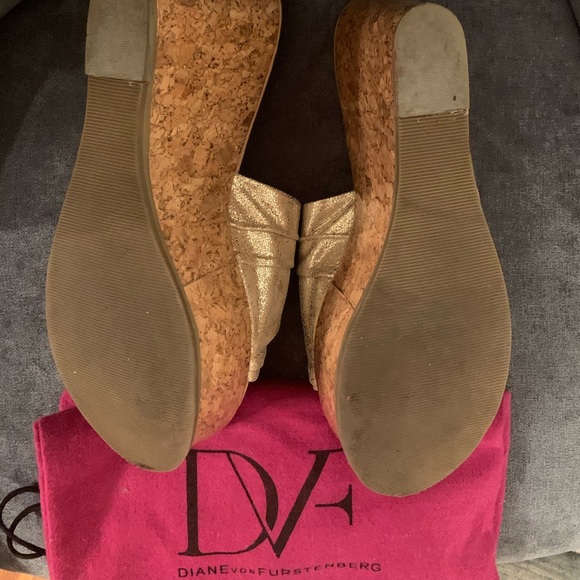 Diane Von Fustenburg Cork Platform Wedges in Gold - Picture 3 of 4